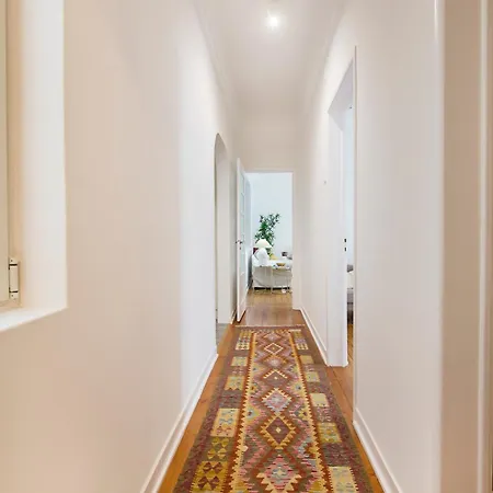 Elegance Avenue By Msapartments Apartment